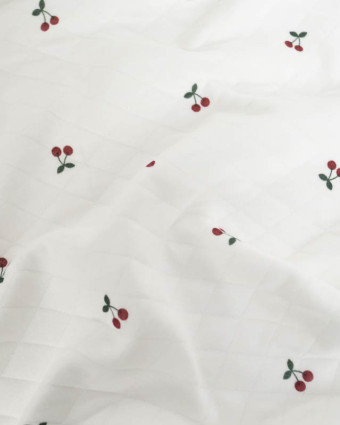 Tissu Jersey Matelassé Léger Ecru Motif Petites Cerises - Mercerine