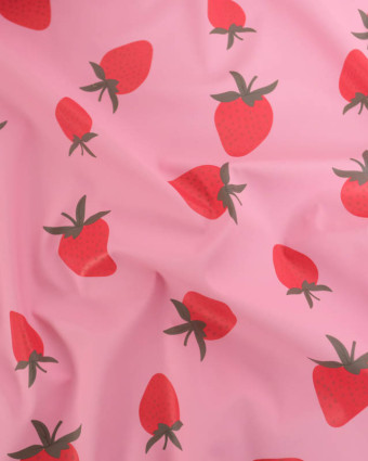 Tissu Imperméable Rose Motif Fraise - Mercerine