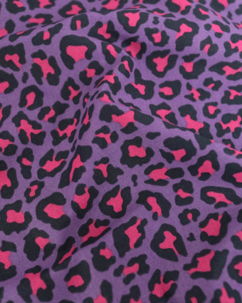 Popeline de Coton Motif Léopard Violet et Rose - Mercerine