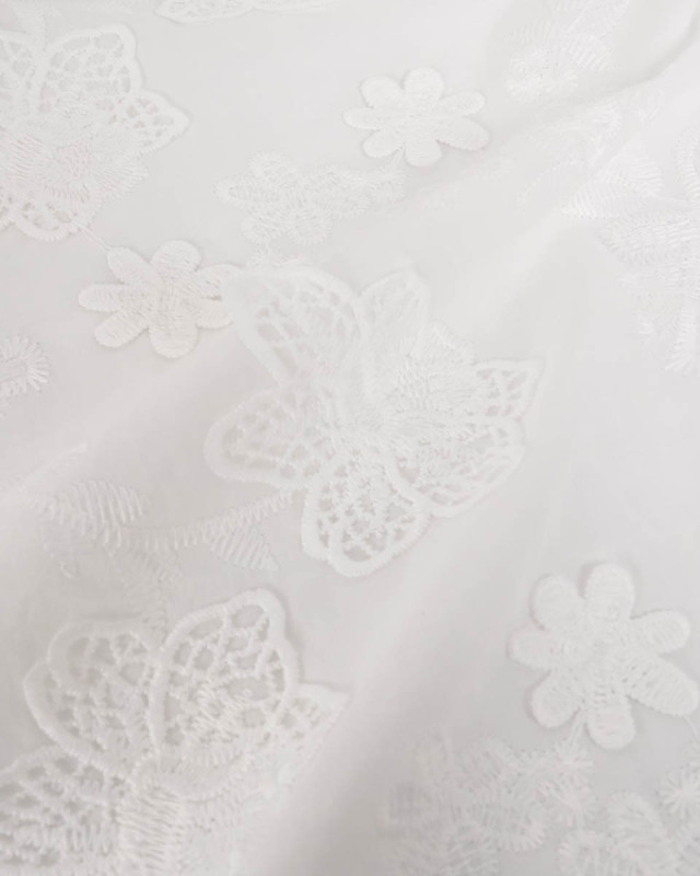 Tissu Coton Blanc Brodé Fleur Ton sur Ton Relief - Mercerine