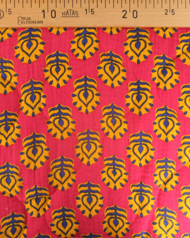 Tissu Matelassé Double Gaze Ocre et Rouge Motif Indien - Mercerine