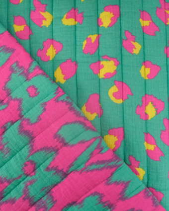 Matelassé Double Gaze Léopard et Fleuri Bleu Vert et Fuchsia - Mercerine