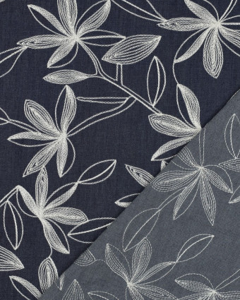 Tissu Denim Chambray Brodé Floral Ecru - Mercerine