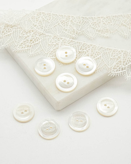 Bouton Ecru Vernis Bord Couronne - Mercerine