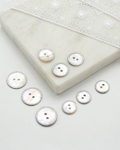 Bouton Nacre Akoya Tour Argent