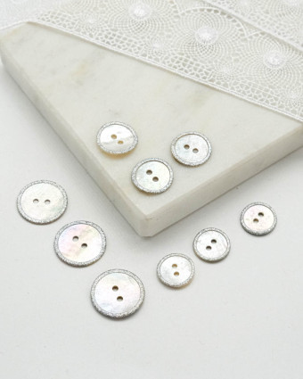 Bouton Nacre Akoya Tour Argent