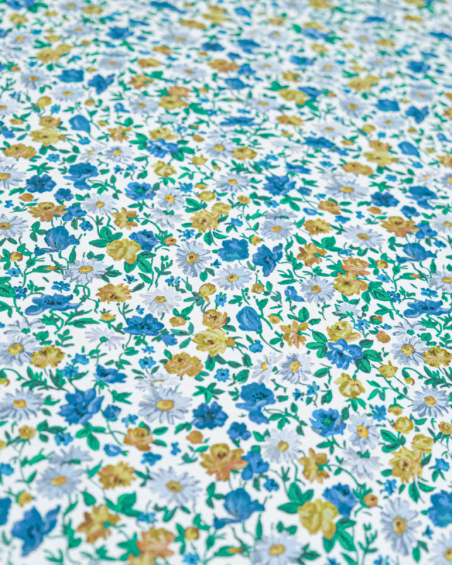 Tissu Liberty Fabrics@ Viscose Ecovero Bickington Rosy Pop Bleu - Mercerine