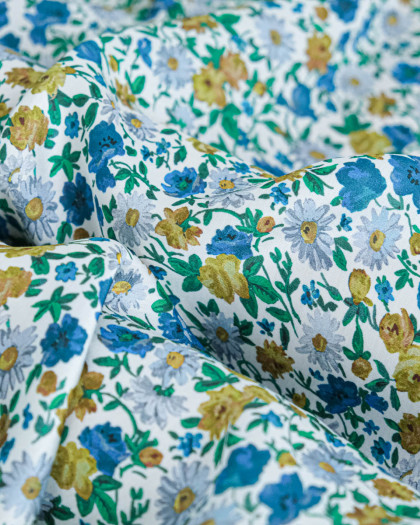 Tissu Liberty Fabrics@ Viscose Ecovero Bickington Rosy Pop Bleu