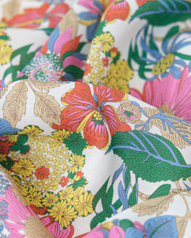 Tissu Liberty Fabrics@ Viscose Ecovero Oakshott Angelica Garla Blanc - Mercerine