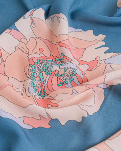 Tissu Liberty Fabrics@ Viscose Ecovero Oakshott Peony Waltz Bleu