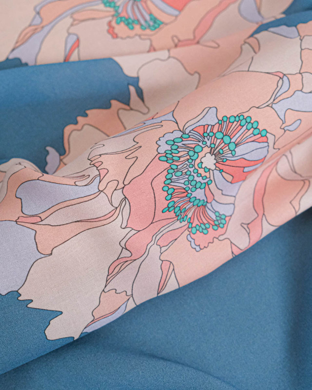 Tissu Liberty Fabrics@ Viscose Ecovero Oakshott Peony Waltz Bleu - Mercerine