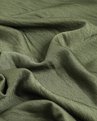 Tissu Crêpe Satiné Uni Vert Clair