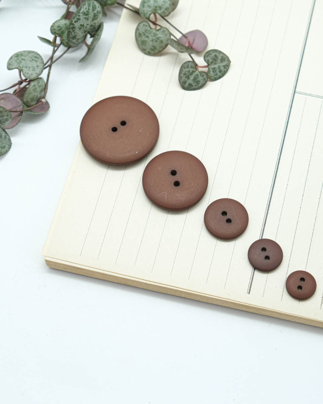 Bouton à coudre : marron mat 2 trous - Mercerine