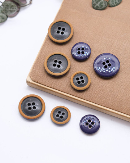 Bouton Noir Contour Bois