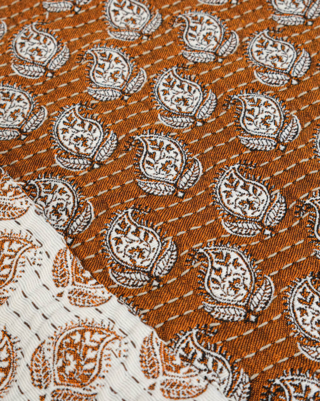 Tissu Jacquard Allover Bombay Curry - Mercerine