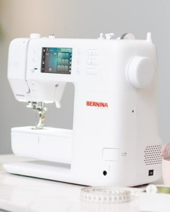 Machine à Coudre - 335 - BERNINA - Mercerine