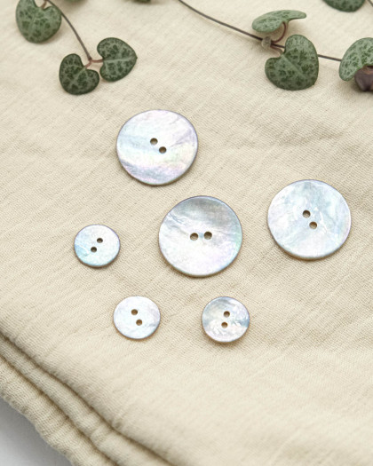 Bouton Nacre Akoya Scintillant Beige - Mercerine