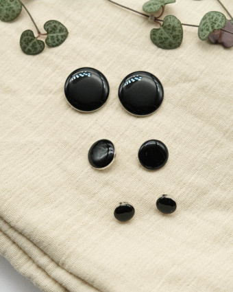 Bouton à coudre : haut à rebord noir 4 trous - Mercerine