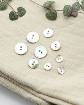 Bouton Nacre Akoya Vernis Gris