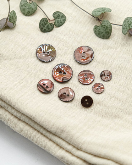 Bouton Nacre Akoya Vernis Marron - Mercerine