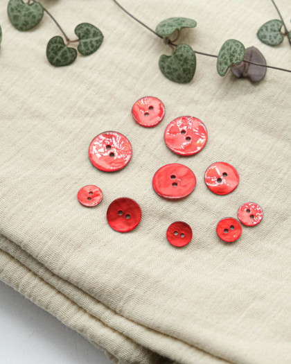 Bouton Nacre Akoya Vernis Rouge - Mercerine