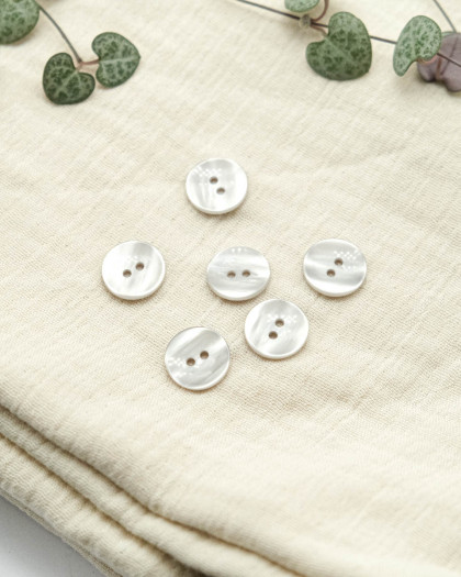 Bouton Polyester Effet Nacré Gris - Mercerine