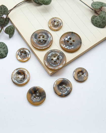 Bouton Polyester Effet Bois Brillant Marron - Mercerine