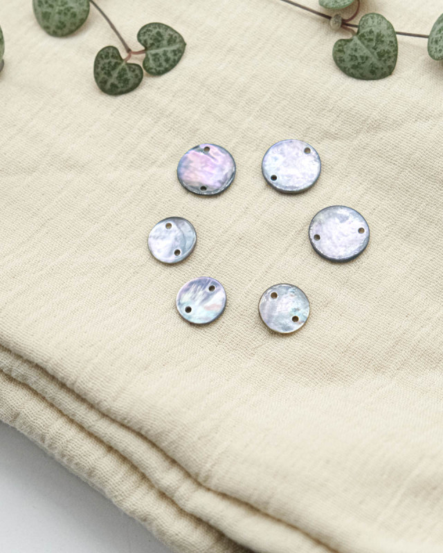 Sequin de Nacre 2 trous Gris - Mercerine