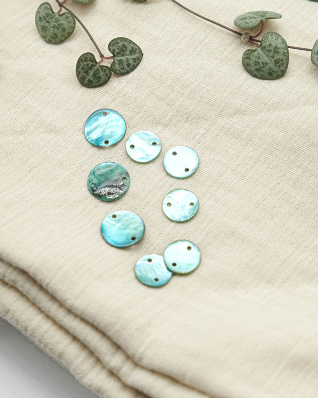 Sequin de Nacre 2 trous Turquoise - Mercerine