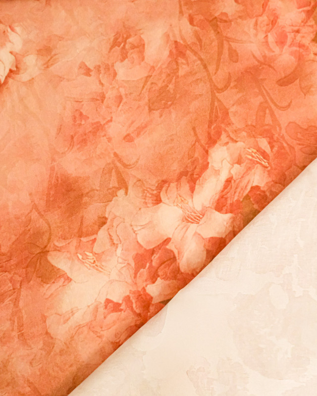 Tissu Jacquard Effet Soie Romantique Sienne - Mercerine