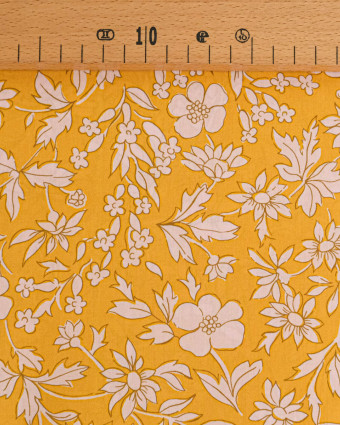 Tissu Liberty Fabrics@ Garden Melody - Callie Meadow Jaune - Mercerine