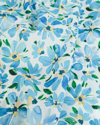 Tissu Liberty Fabrics@ Garden Melody - Watercolour Petals Bleu - Mercerine