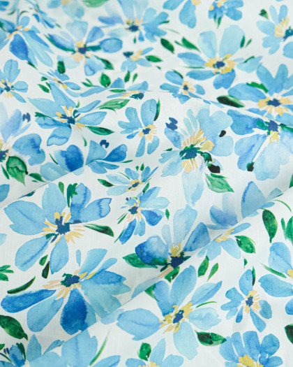 Tissu Liberty Fabrics@ Garden Melody - Watercolour Petals Bleu - Mercerine