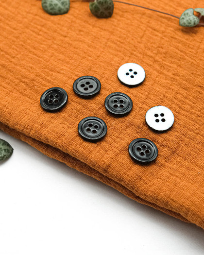 Bouton Nacre Bourrelet Noir - Mercerine
