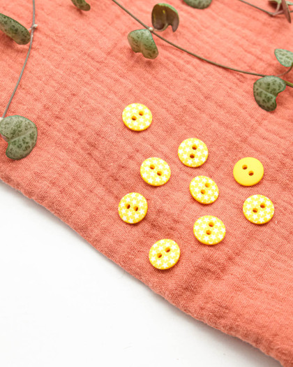 Bouton motif étoile jaune 2 trous 12mm - Mercerine