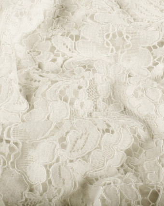 Tissu Dentelle Coton Mélangé Motif Fleuri Ivoire - Mercerine