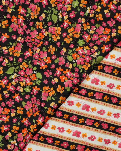 Tissu Coton Matelassé Fleuri Rose et Orange Fond Noir - Mercerine