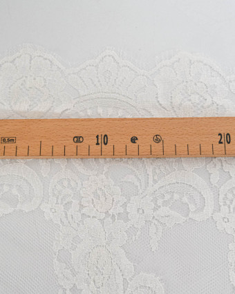 Dentelle Fabrication Française Greige Festonnée - Mercerine