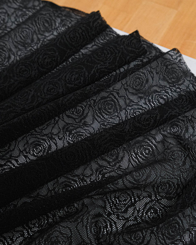 Dentelle Maille Rose Fabrication Française Noir - Mercerine