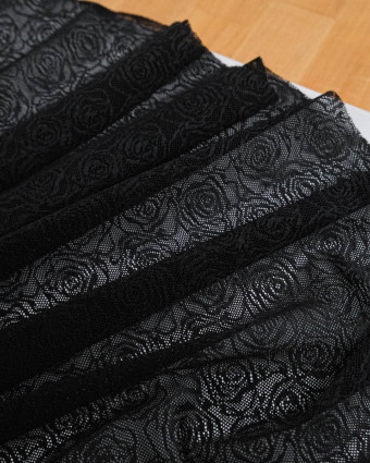 Dentelle Maille Rose Fabrication Française Noir - Mercerine