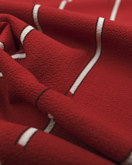 Tissu crepe Rouge rayé