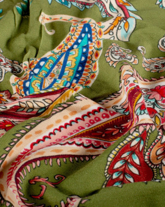 Tissu Jersey de Viscose Motif Cachemire Vert - Mercerine