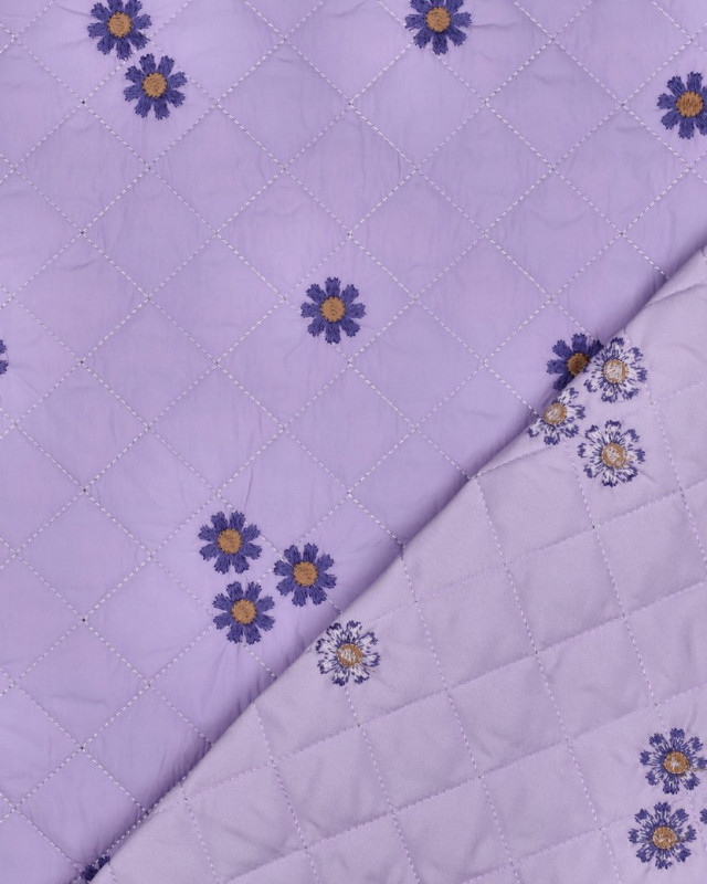 Tissu Matelassé Doudoune Lilas Marguerites Brodées - Mercerine