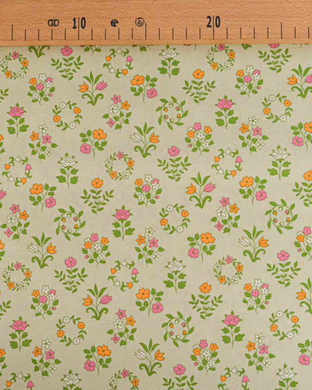 Tissu Liberty Fabrics@ Marys Embroidery - 110 cm - Mercerine