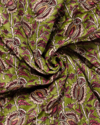 Matelassé Toucher Velours Motif Floral Esprit Indien Vert - Mercerine