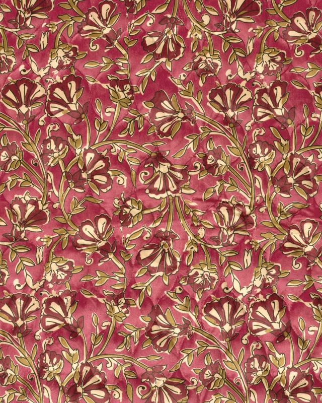 Matelassé Toucher Velours Motif Fleuri Esprit Indien Rose - Mercerine