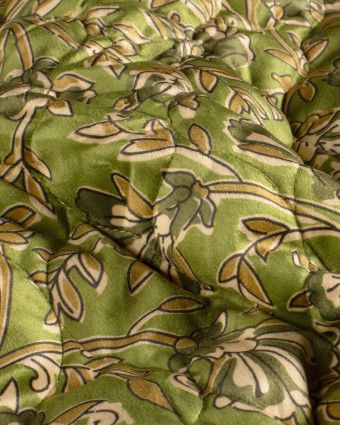 Matelassé Toucher Velours Motif Fleuri Esprit Indien Vert - Mercerine