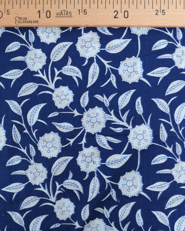 Voile de Coton Esprit Indien Bleu Marine Imprimé Floral - Mercerine