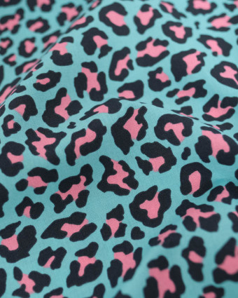 Popeline de Coton Motif Léopard Bleu et Rose - Mercerine