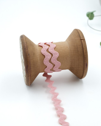 Ruban serpentin rose Ruban serpentin 